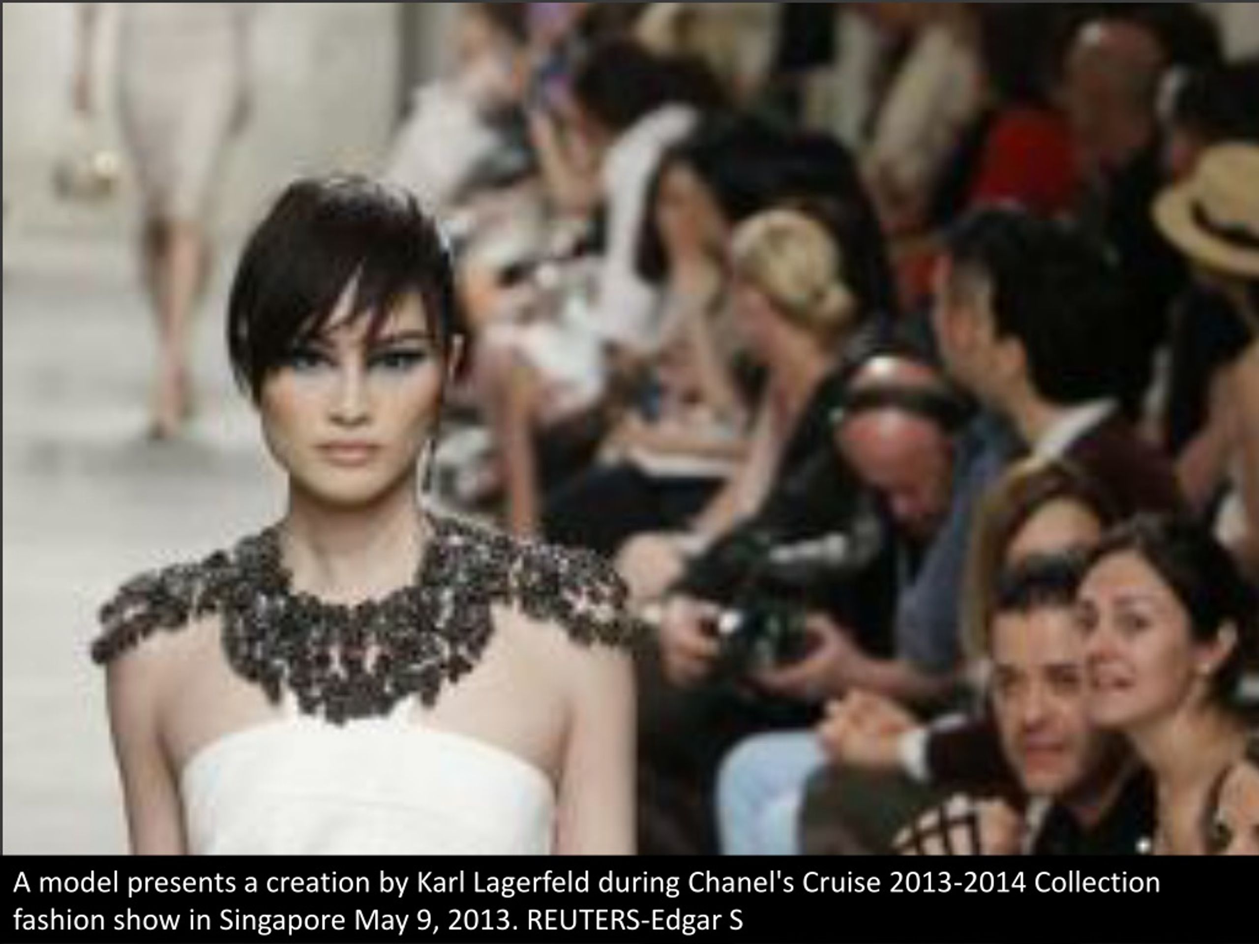 Dress Du Jour: Karl Lagerfeld's Chanel Cruise Collection Sequin Stunner –  The Hollywood Reporter