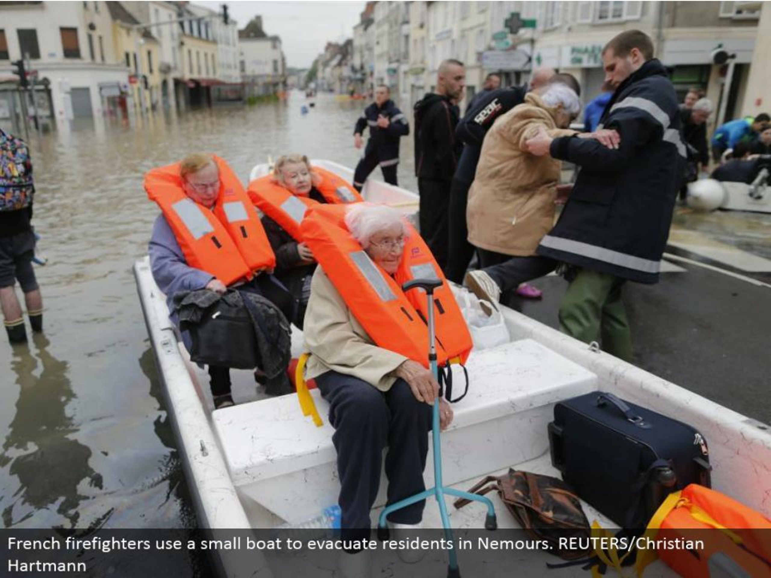 PPT - Floods inundate France PowerPoint Presentation, free download ...